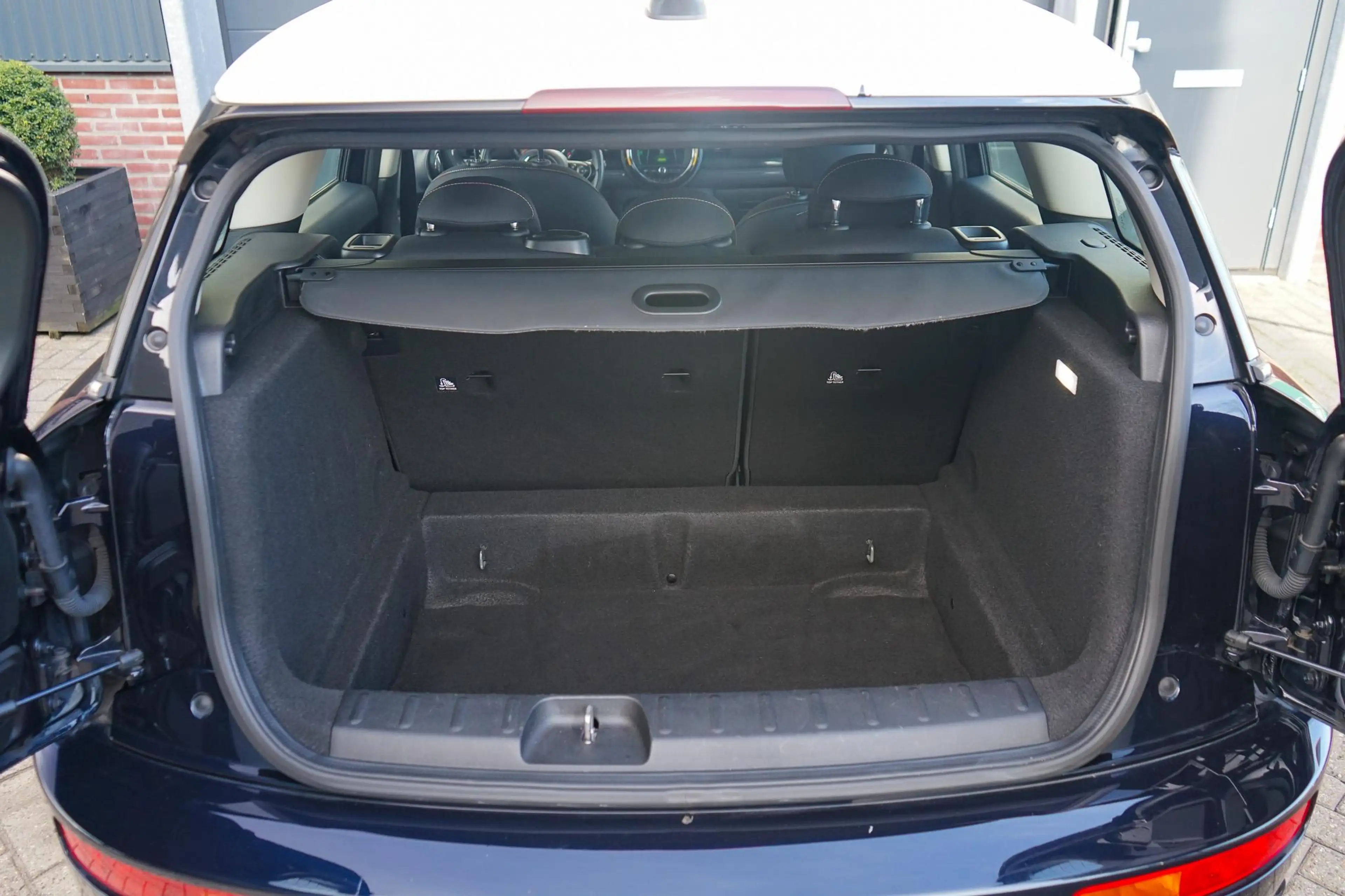 MINI One D Clubman 1.5 — photo 9
