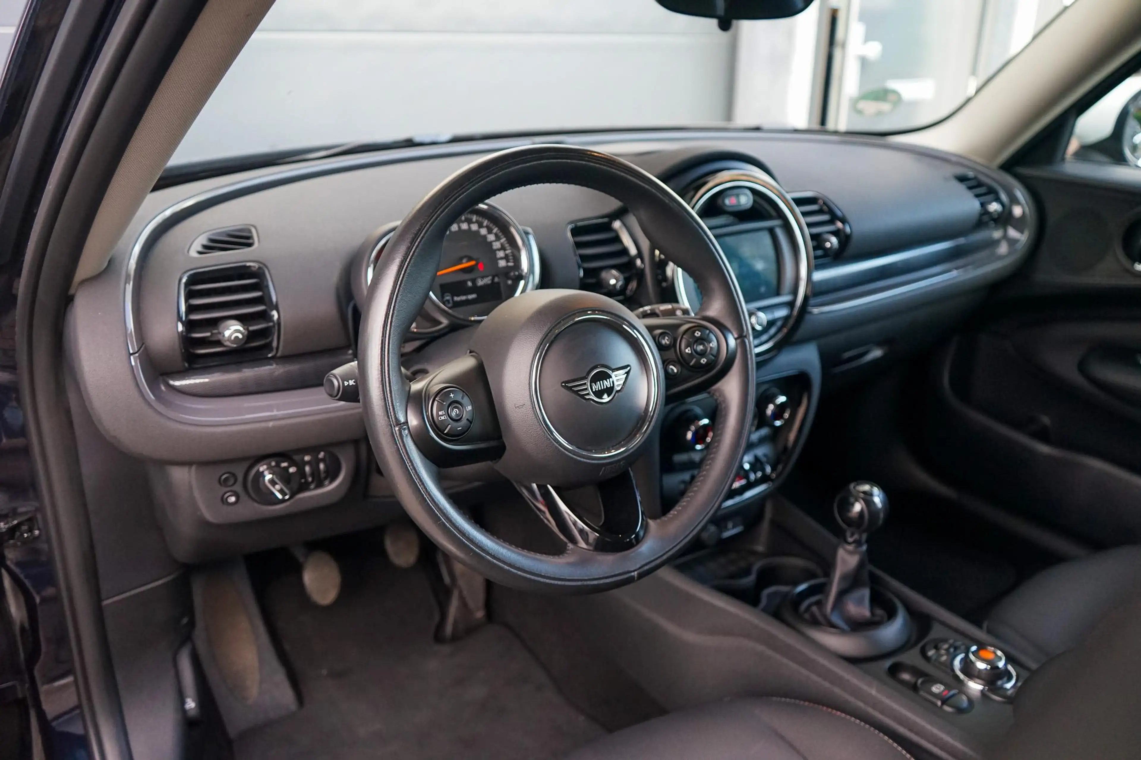 MINI One D Clubman 1.5 — photo 4
