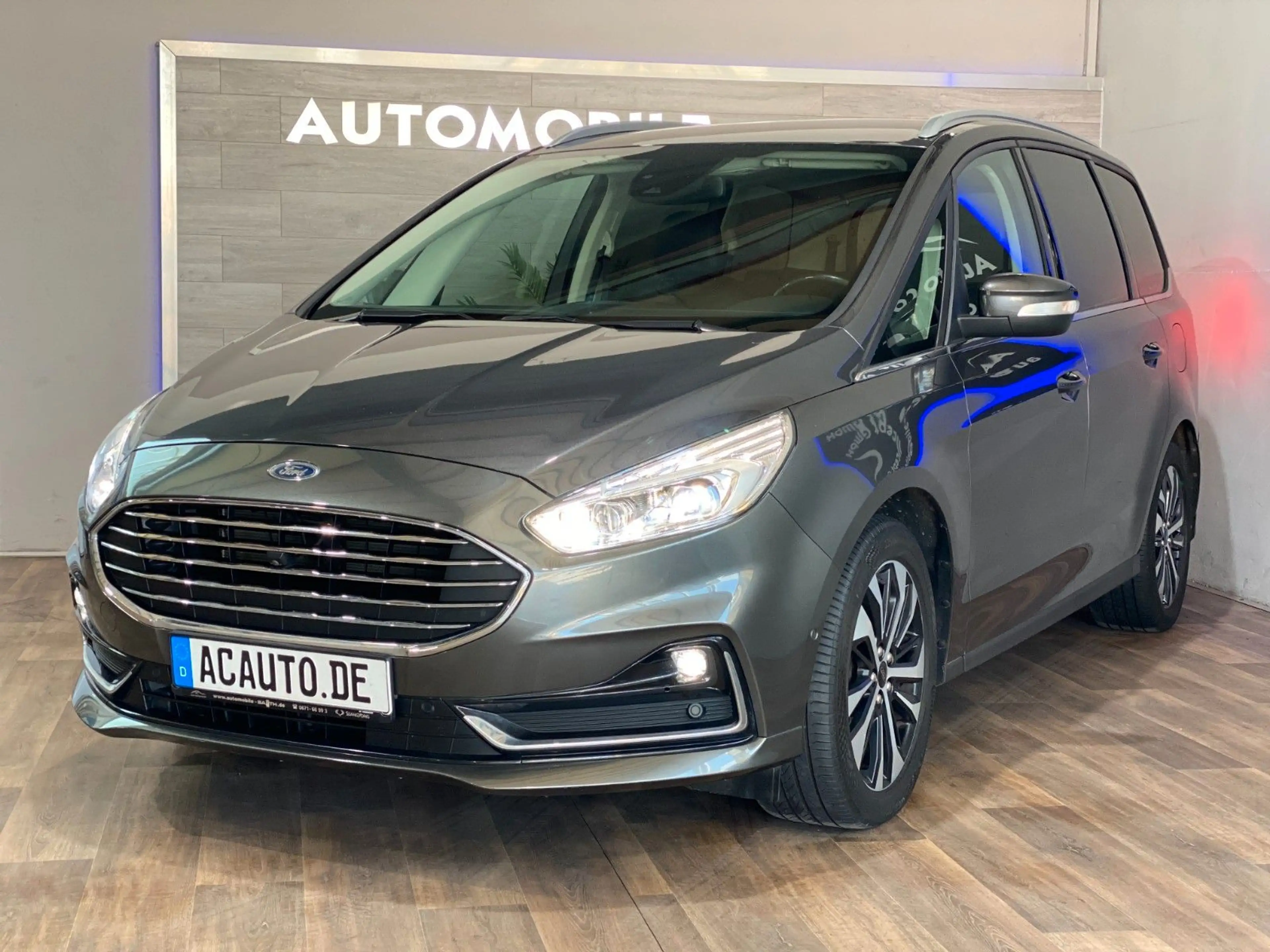 Ford Galaxy Titanium 2,0TD AT +AHK+Leder+LED+CarPlay — photo 4