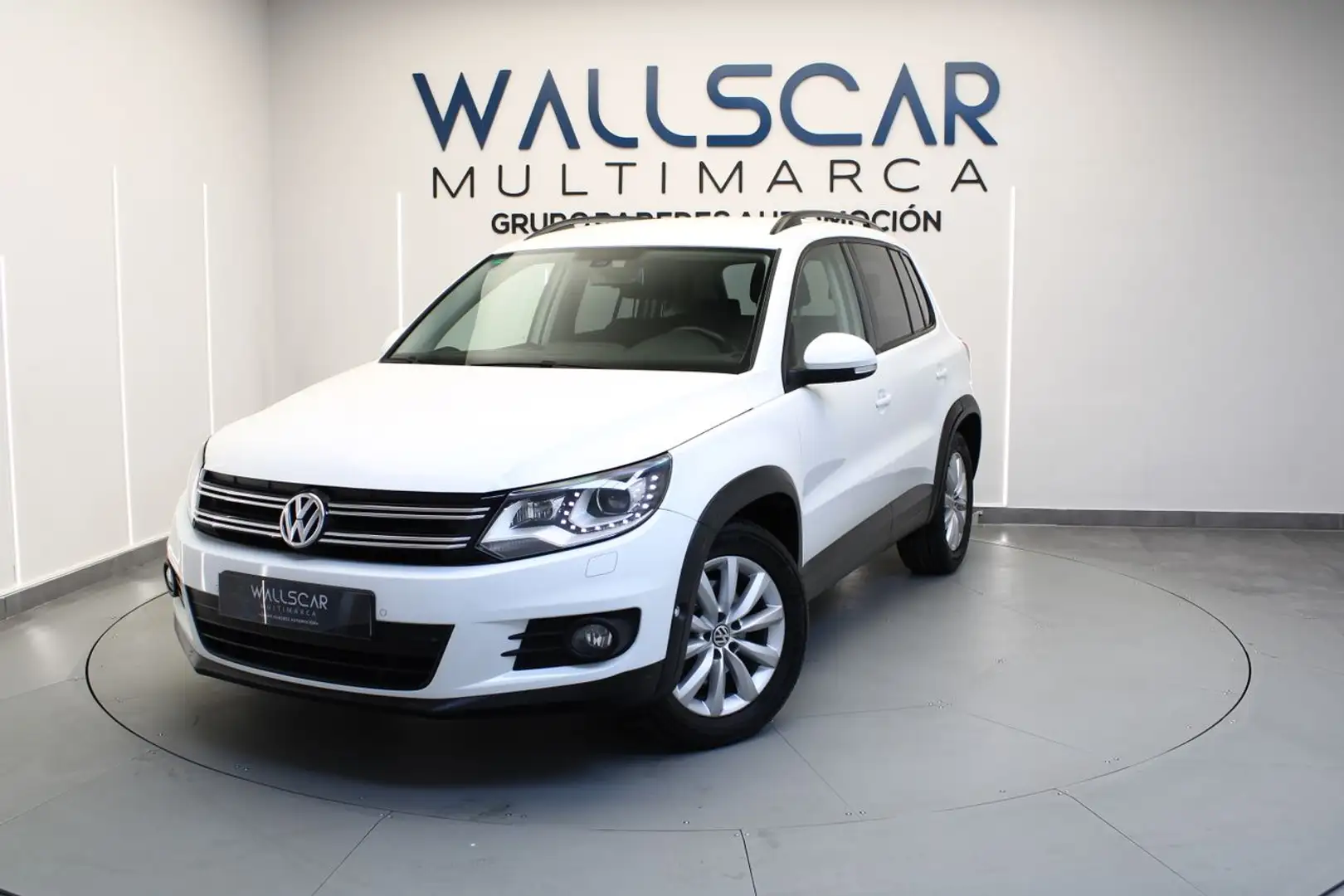 Volkswagen Tiguan Cross 2.0 TDI 110cv Bluemotion Tech 4x2 Blanco - 2