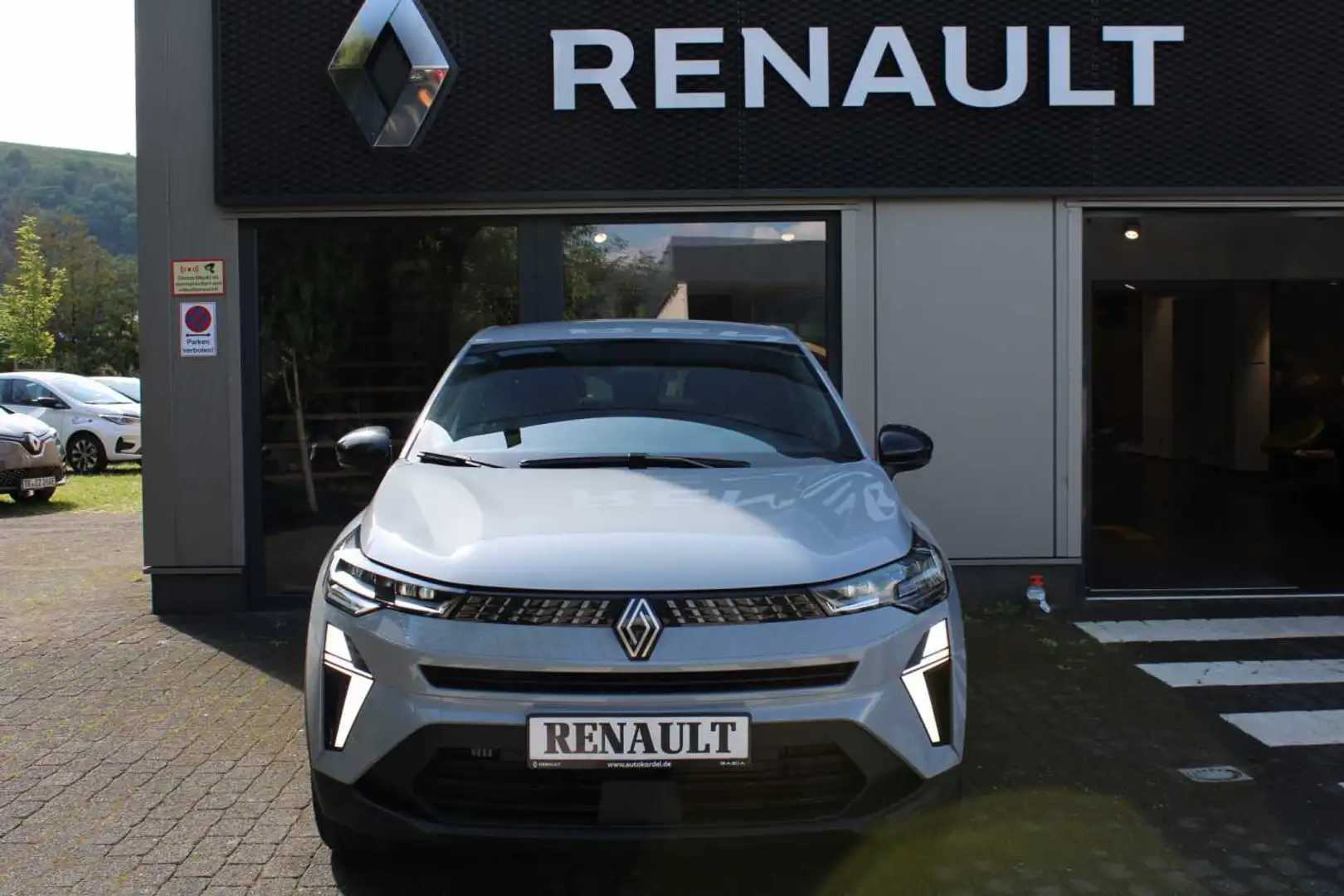 Renault Captur TCe Mild Hybrid 160 EDC EVOLUTION Gris - 2