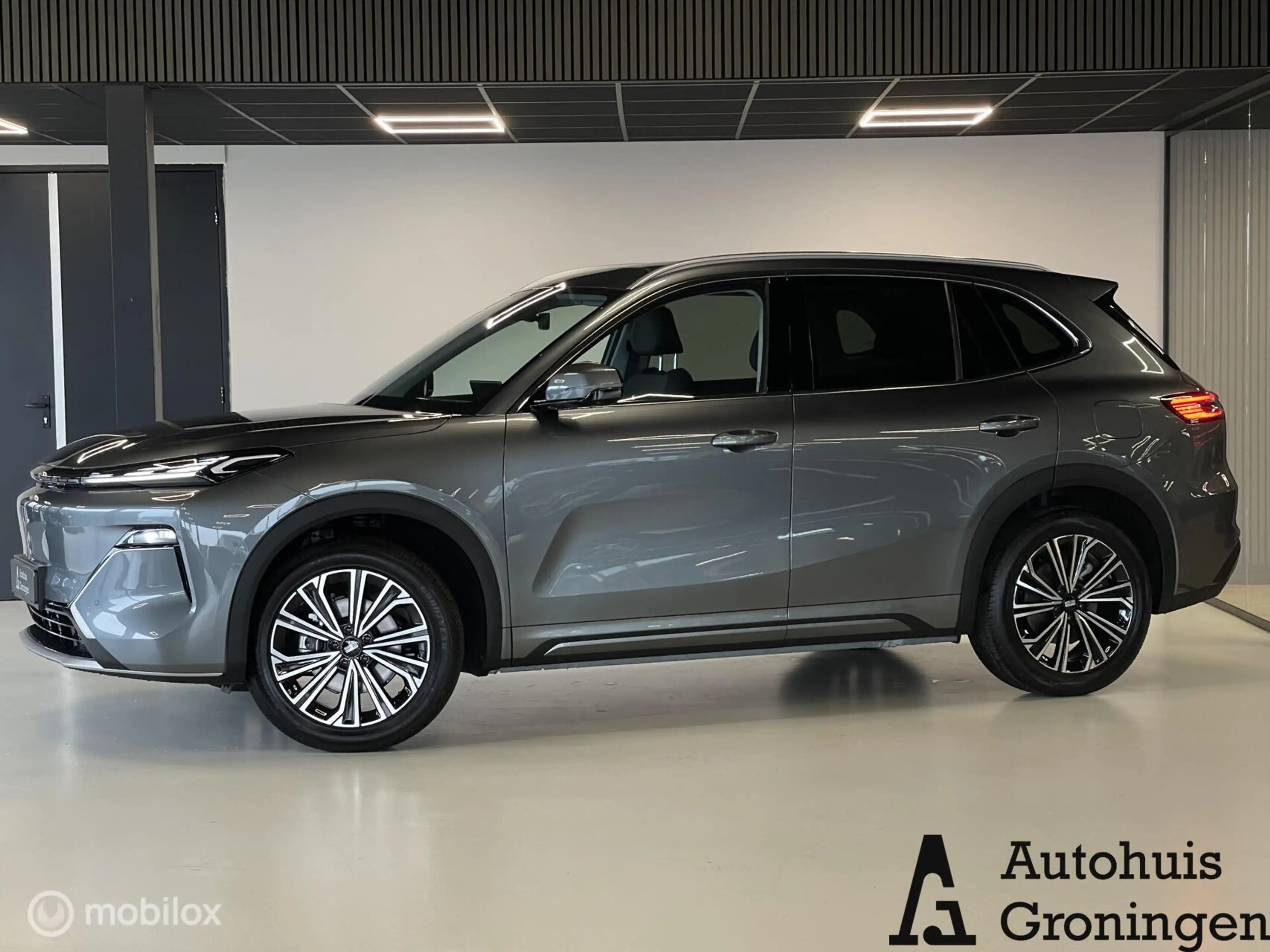 Geely Starray EM-i Max+ | 136 KM EV | Massage | Ventilatie | Pano | 3