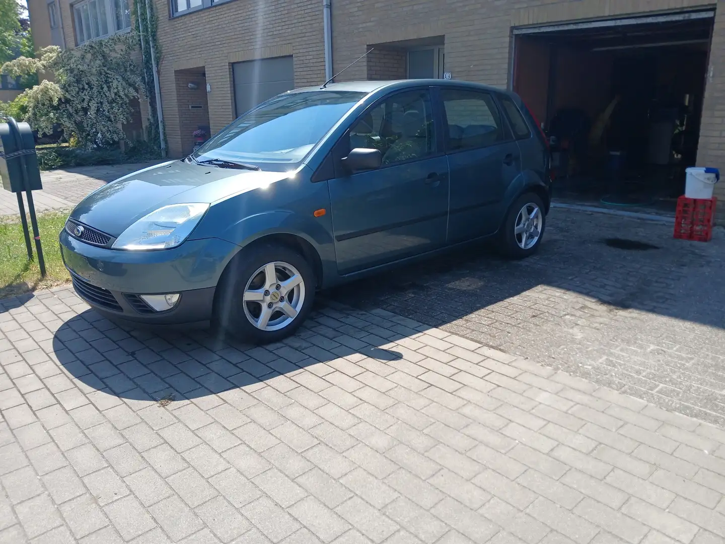 Ford Fiesta 1.4 Trend - 2