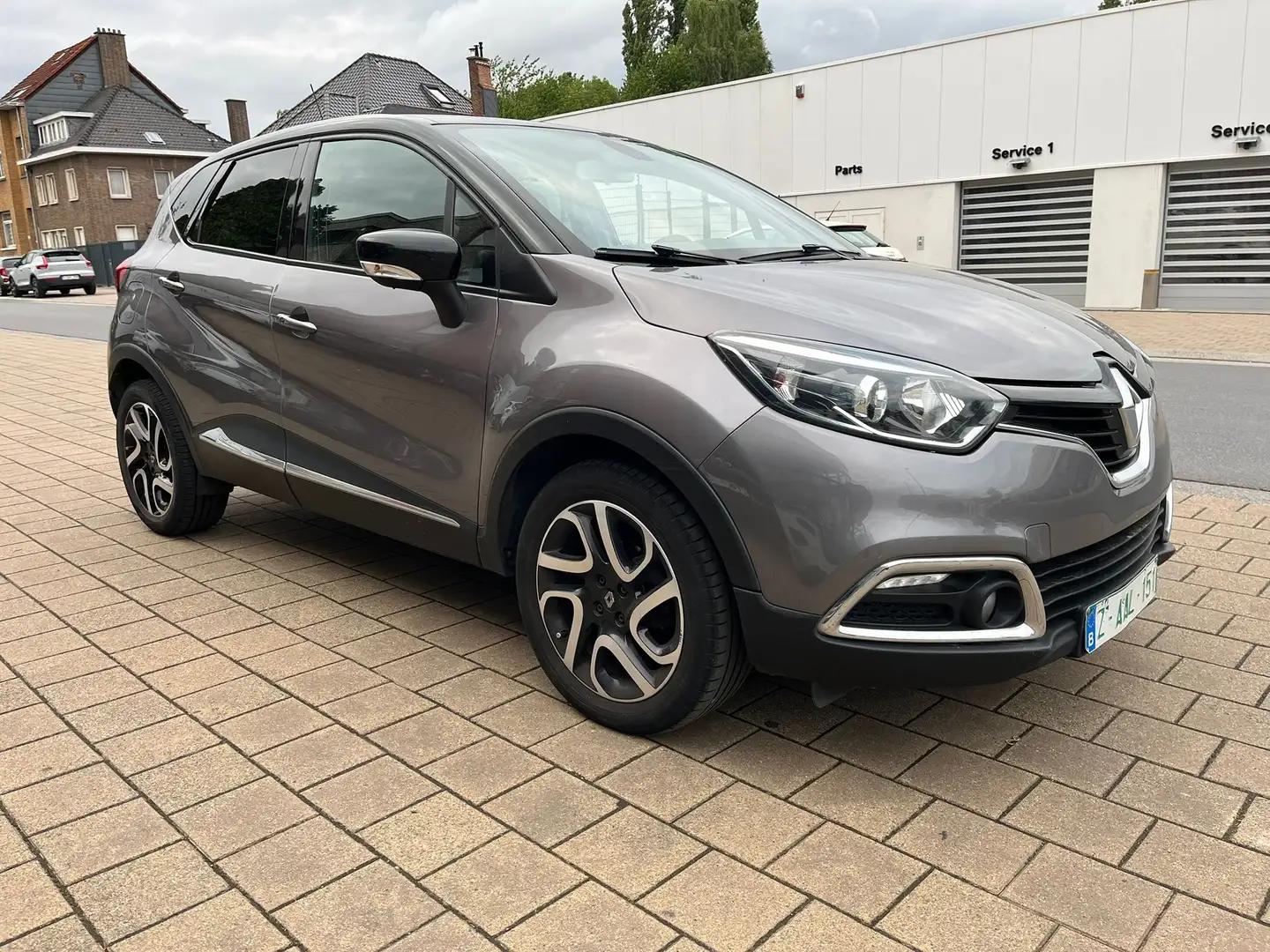 Renault Captur 0.9 TCe Energy Intens Gris - 1