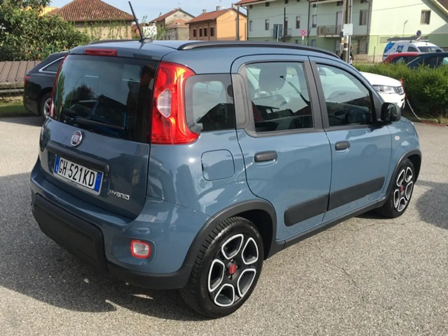 Fiat Panda 1.0 FireFly S&S Hybrid City Life Bleu - 2