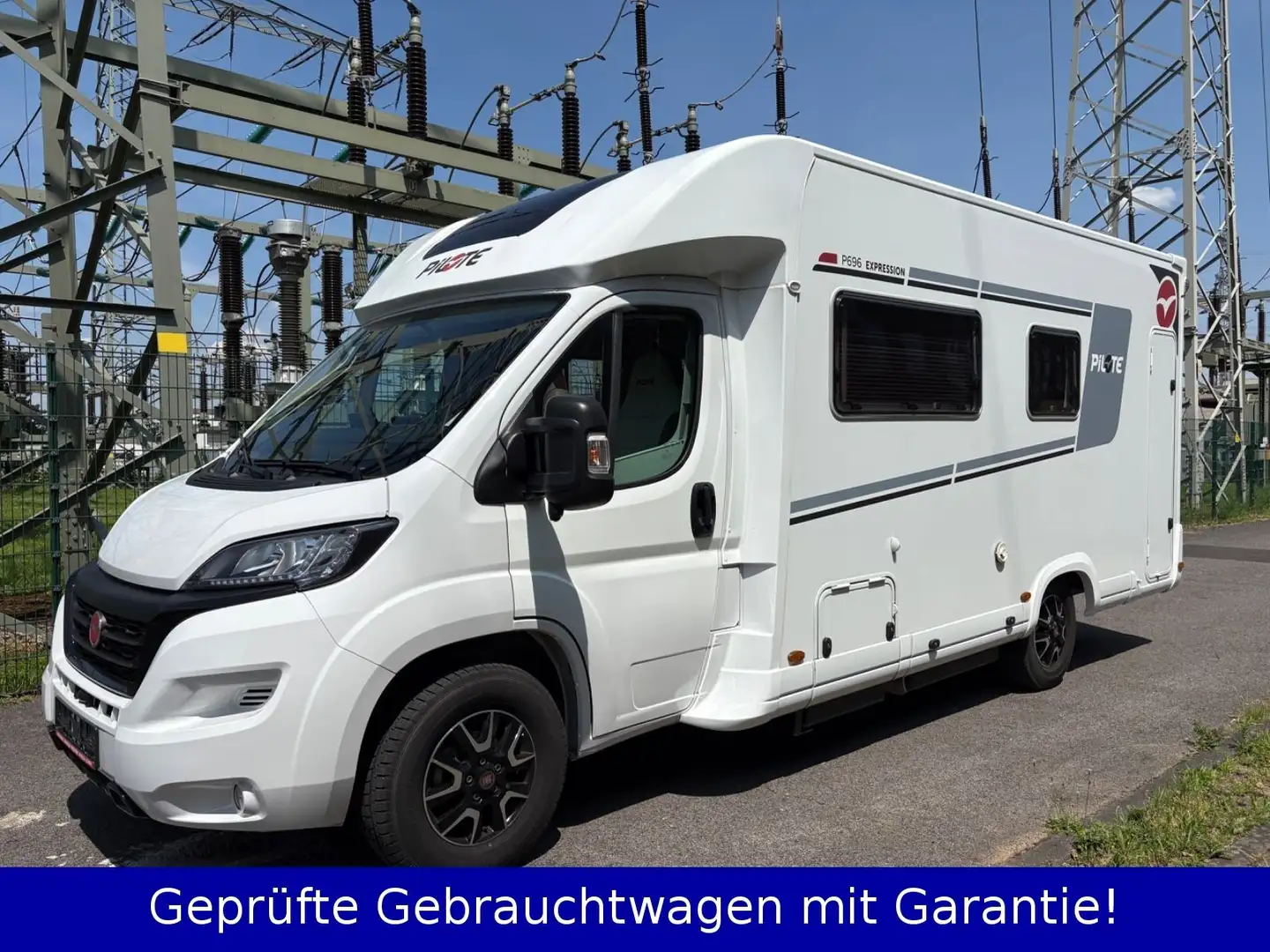 Fiat Pilote P696D Weiß - 1