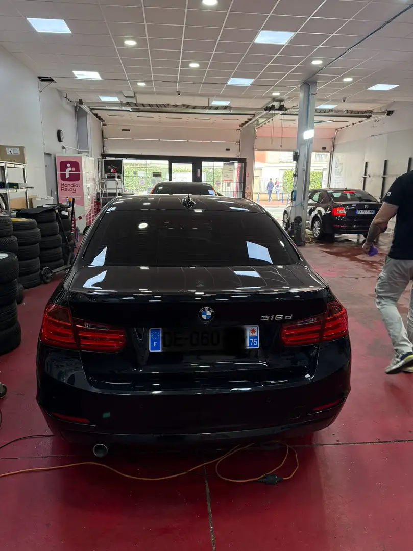 BMW 318 318d 143 ch Modern A - 1