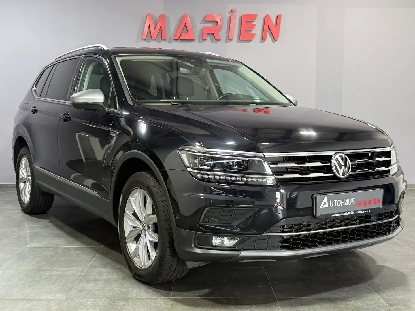 Volkswagen Tiguan Allspace 1.5 TSI DSG Highline*7 SITZER Schwarz - 2
