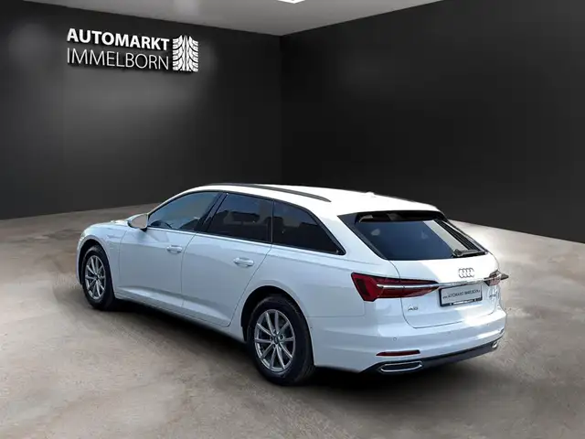 Audi A6 view 5