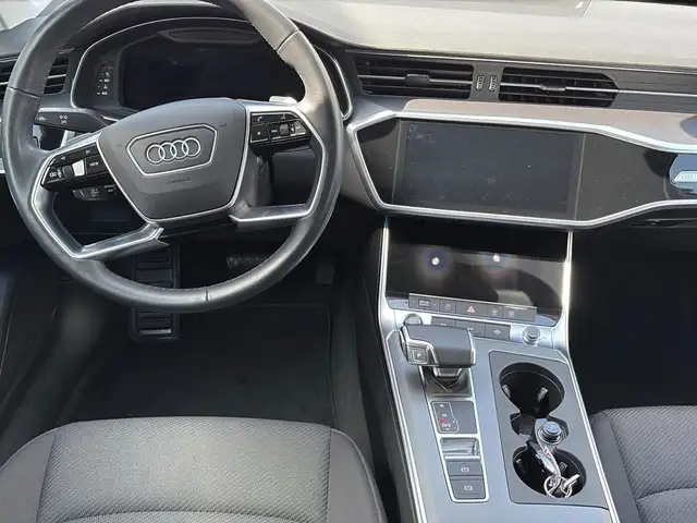 Audi A6 view 14