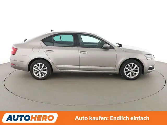 Skoda Octavia view 7