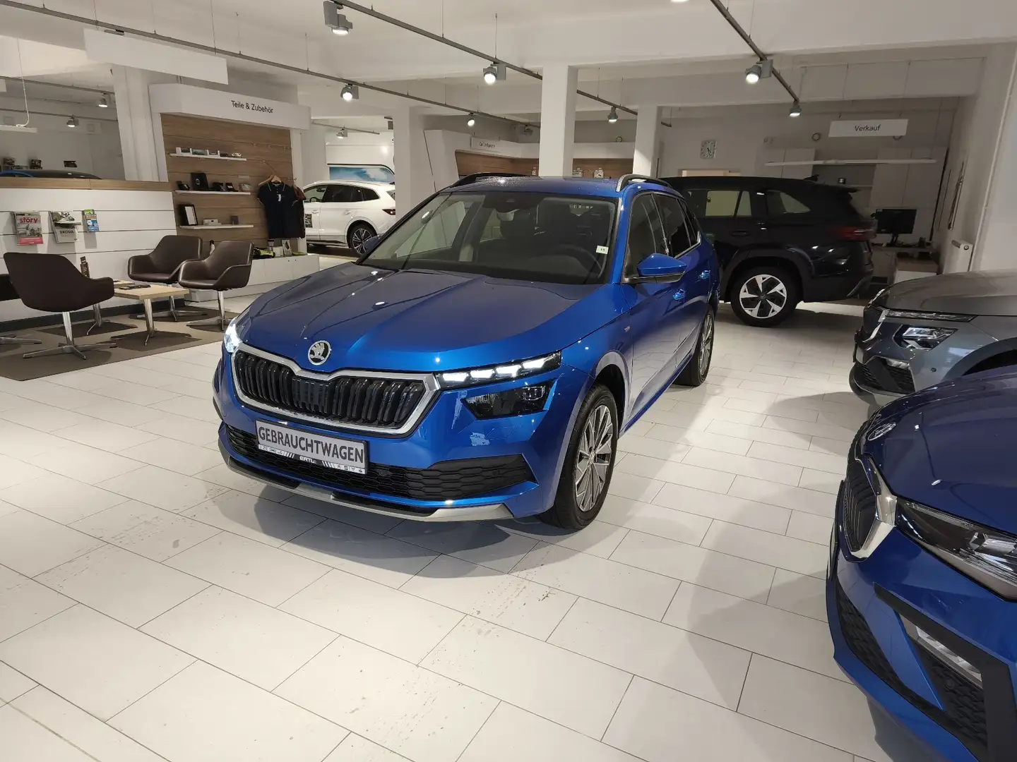 Skoda Kamiq Tour Blau - 1