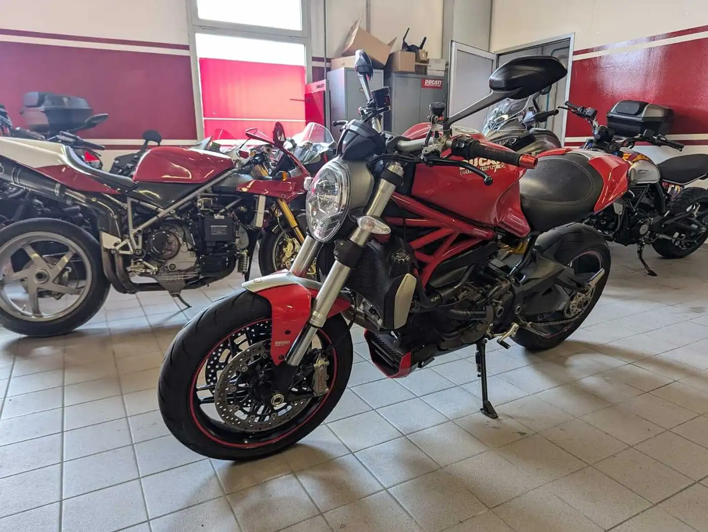 Ducati Monster 1200 1200 Rood - 2