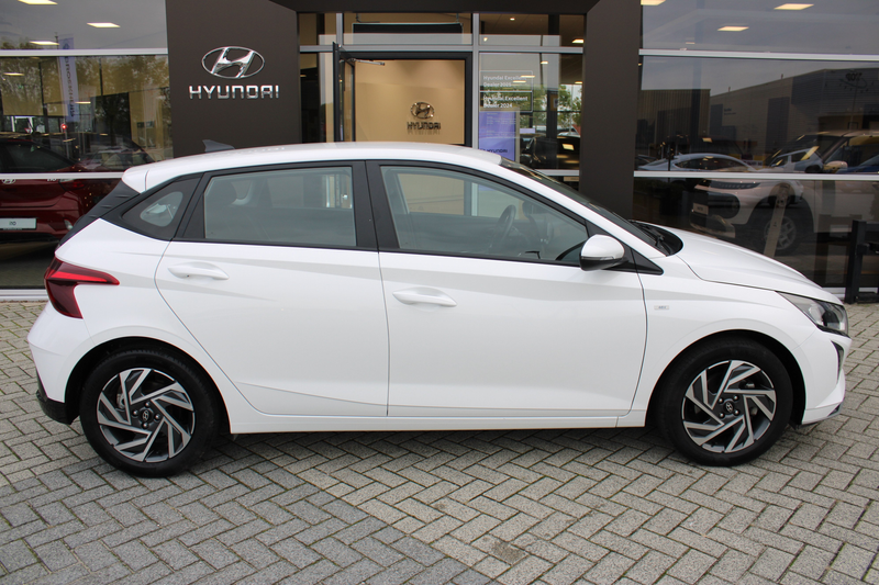 Hyundai i20 1.0 T-GDI Mildhybride Comfort Smart | Navigatie | — photo 4