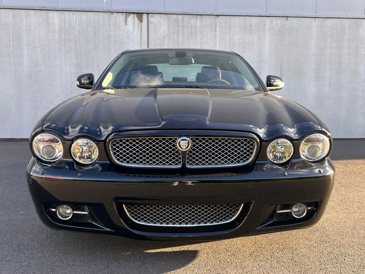 Jaguar XJ Collection Zwart - 2
