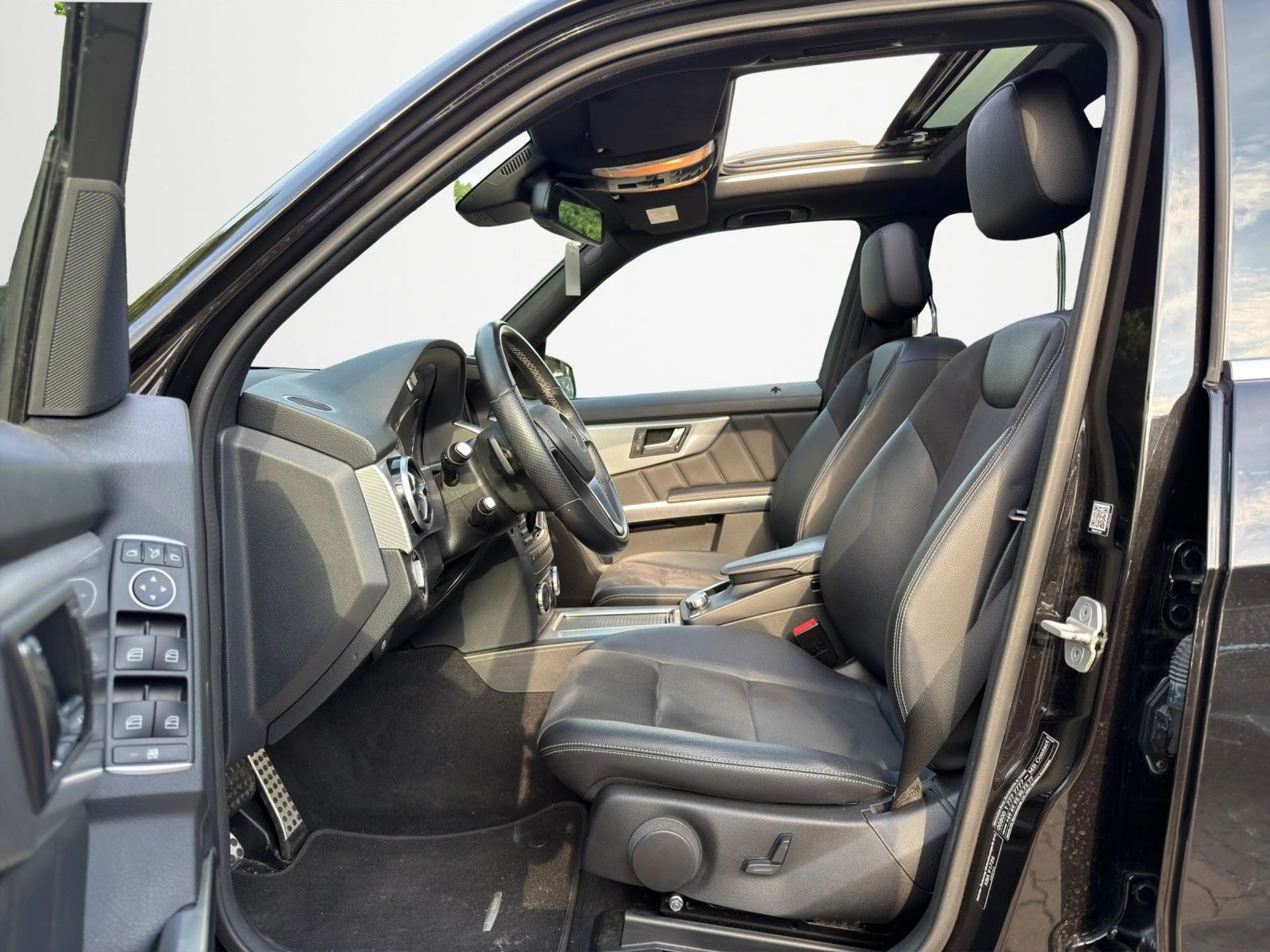 Mercedes-Benz GLK 350 CDI BlueEfficiency 4Matic AMG Line PANO — photo 10