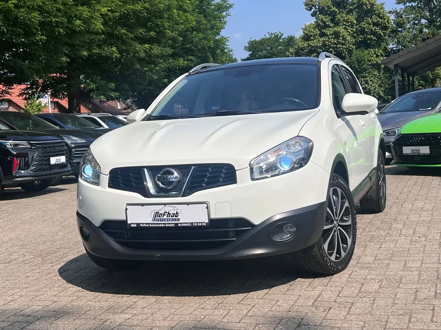 Nissan Qashqai I-Way 4X4 Pano Automatik Navi Weiß - 1