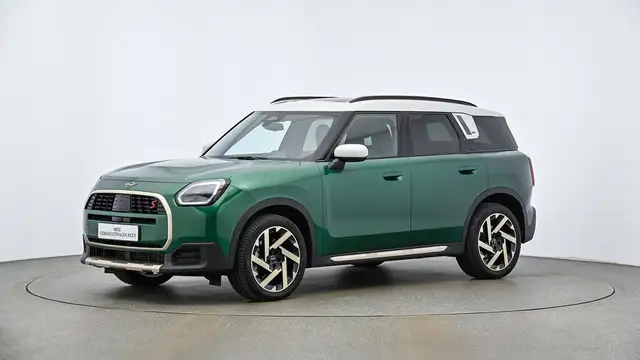 MINI Countryman S All4 Favoured Trim