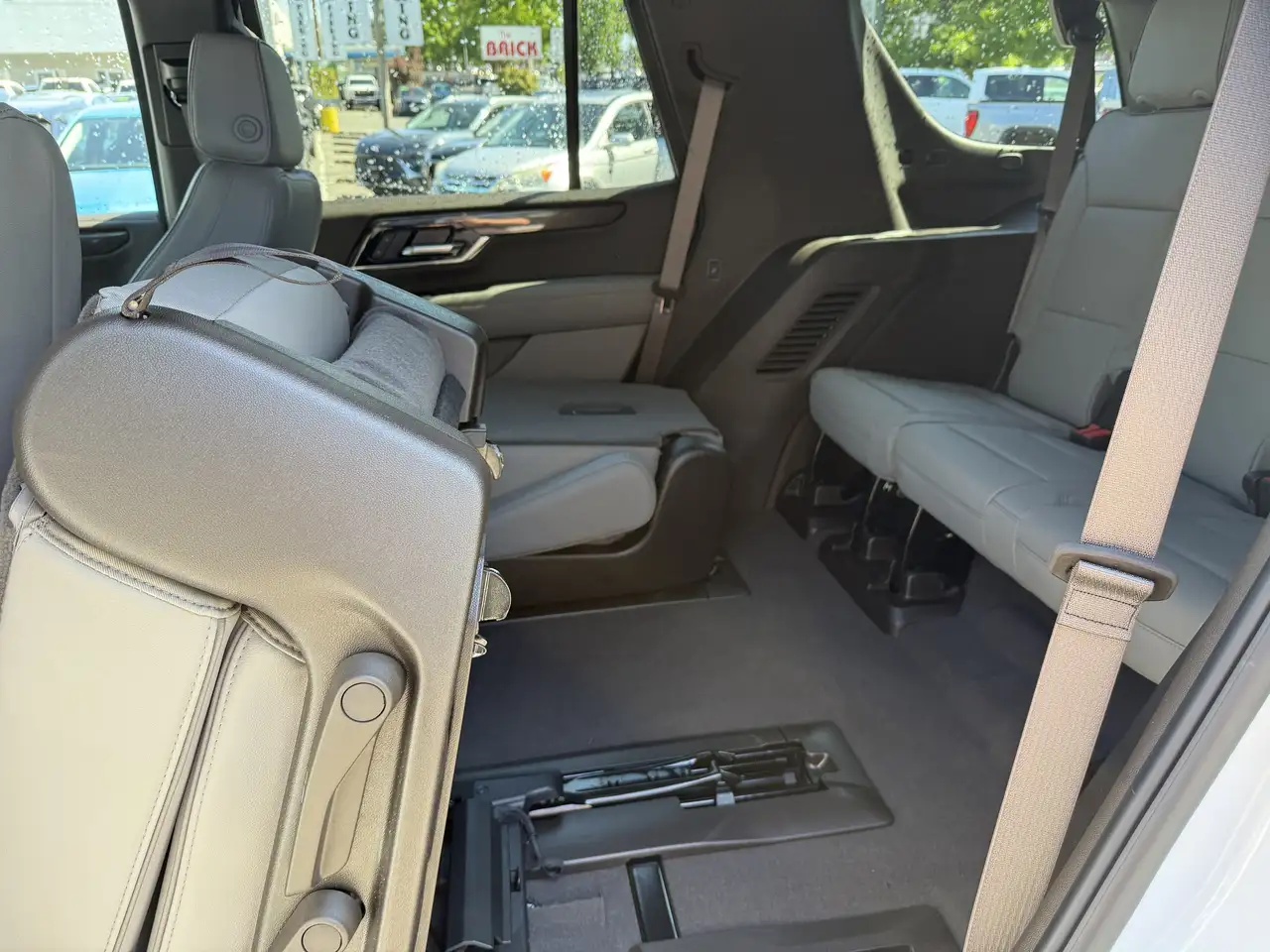 GMC Yukon снимка GMC Yukon