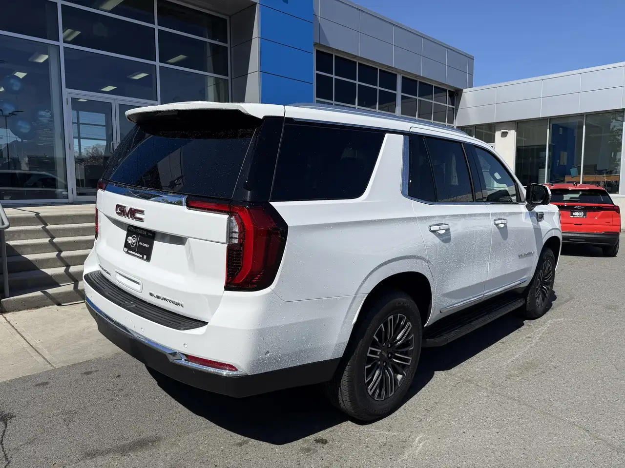 GMC Yukon снимка GMC Yukon