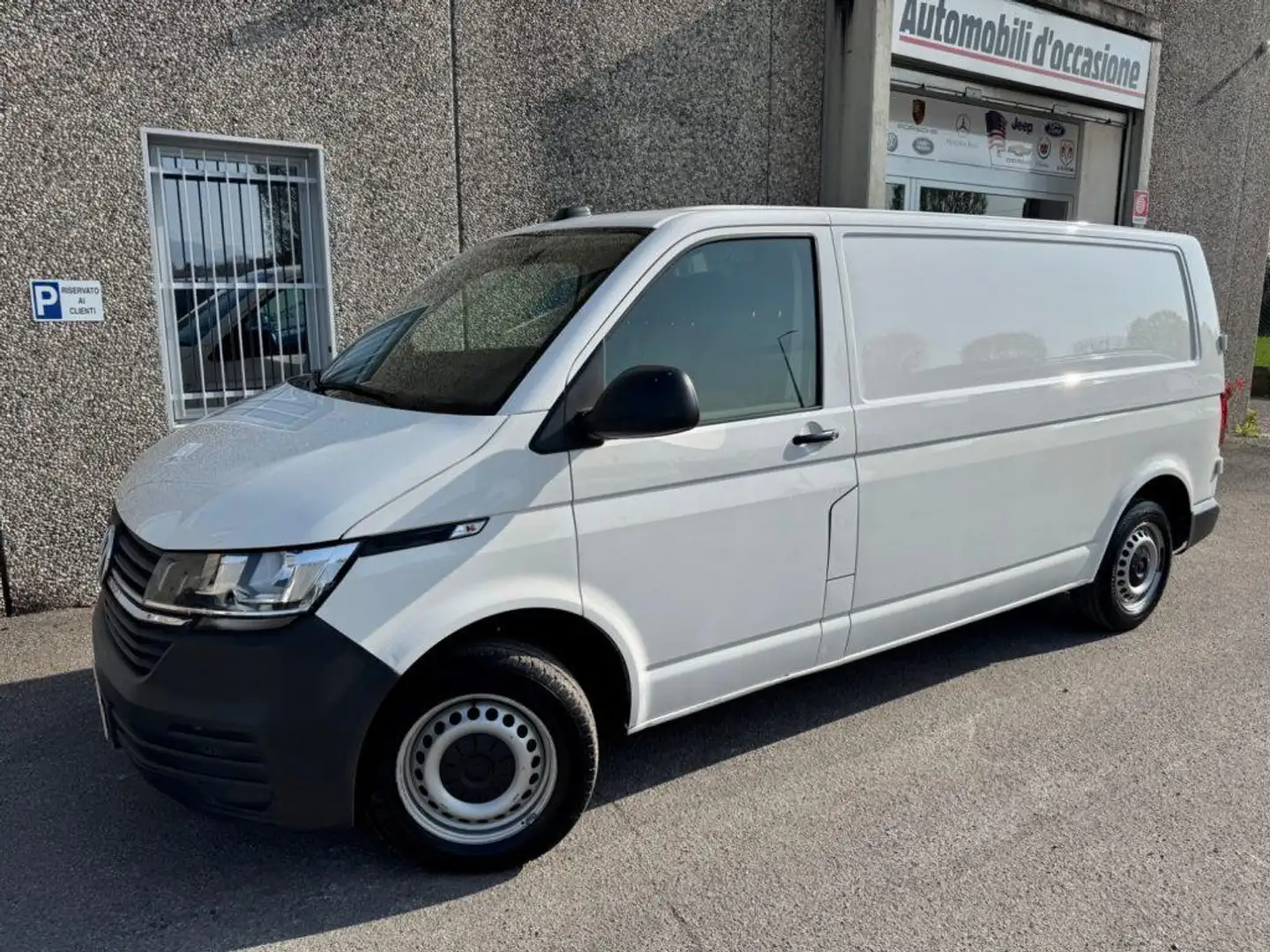 Volkswagen Transporter 2.0 TDI 110CV PL Furgone Business"PASSO LUNGO" Grigio - 1
