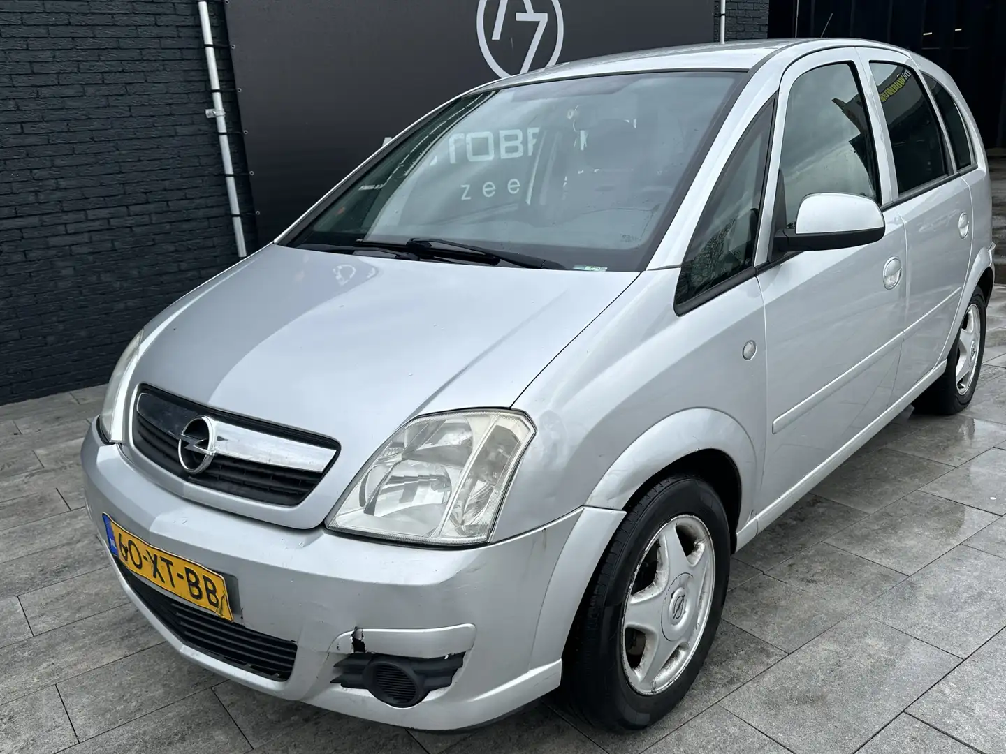 Opel Meriva 1.3 CDTi Business siva - 2