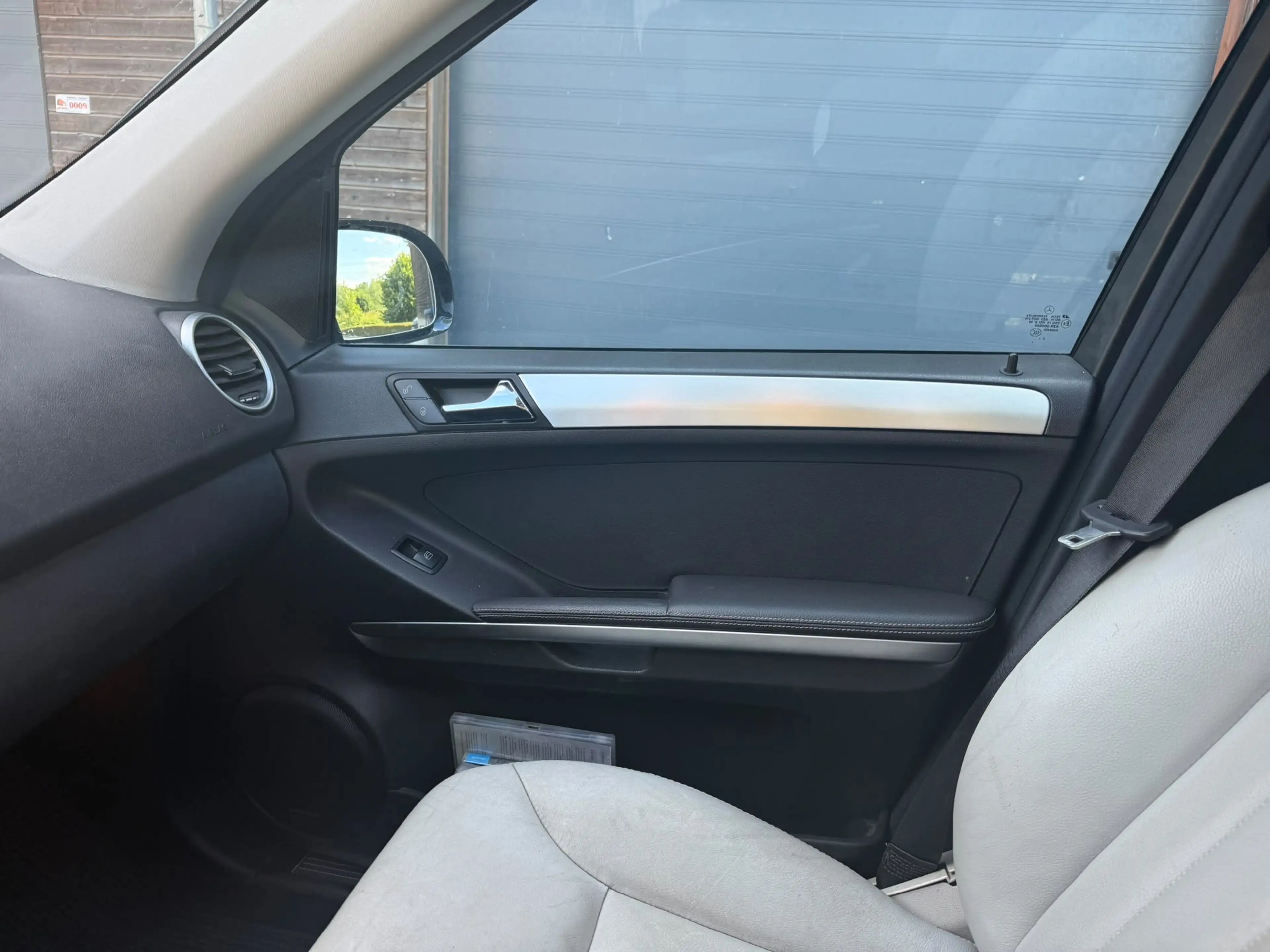Mercedes-Benz ML 500 ML 500 — photo 10