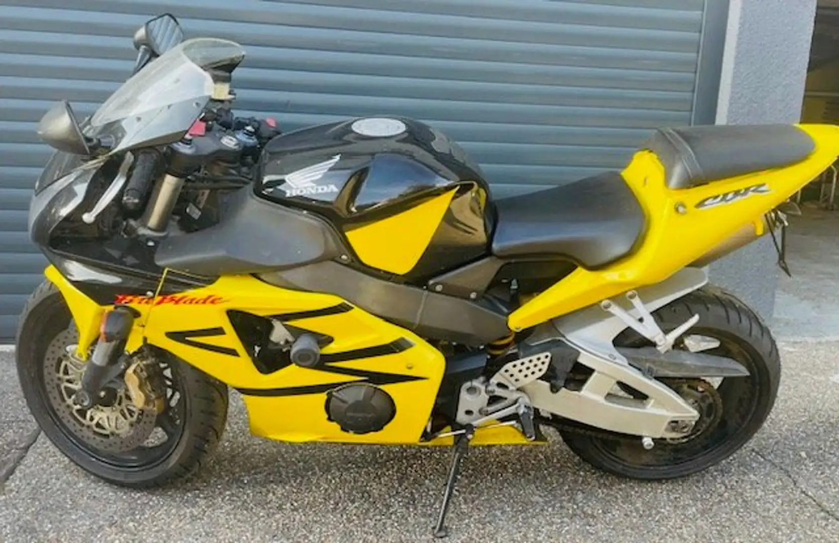 Honda CBR 900 Honda CBR 900SC50 Sárga - 1