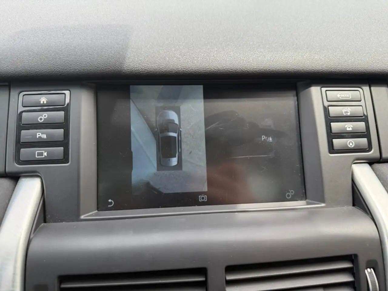 Land Rover Discovery Sport снимка Land Rover Discovery Sport