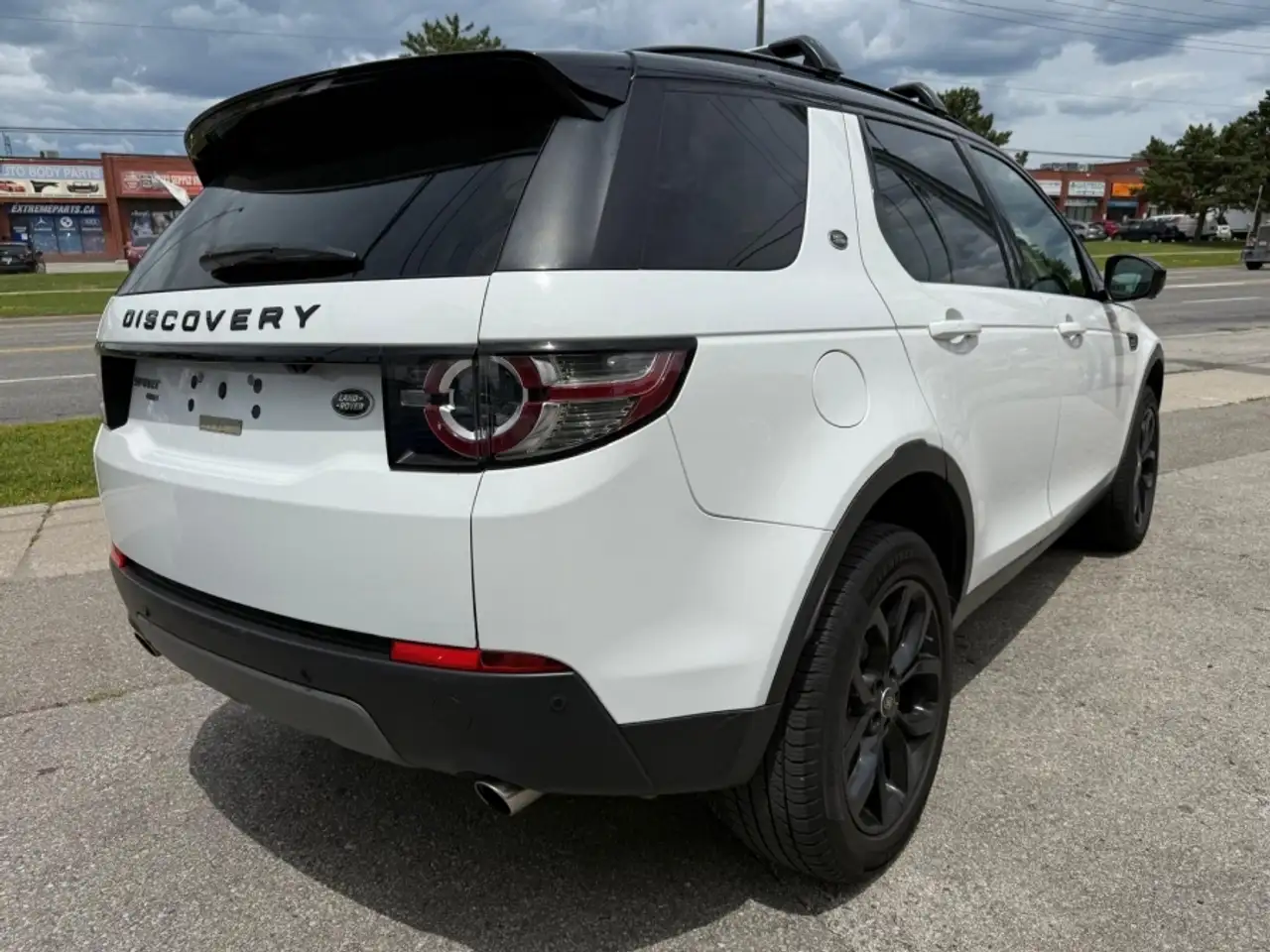 Land Rover Discovery Sport снимка Land Rover Discovery Sport