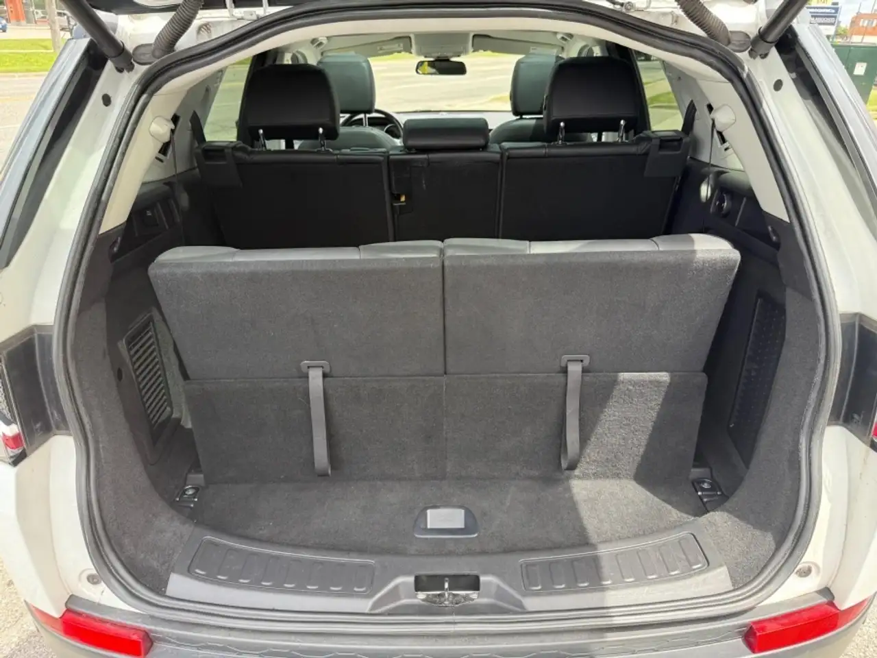 Land Rover Discovery Sport снимка Land Rover Discovery Sport