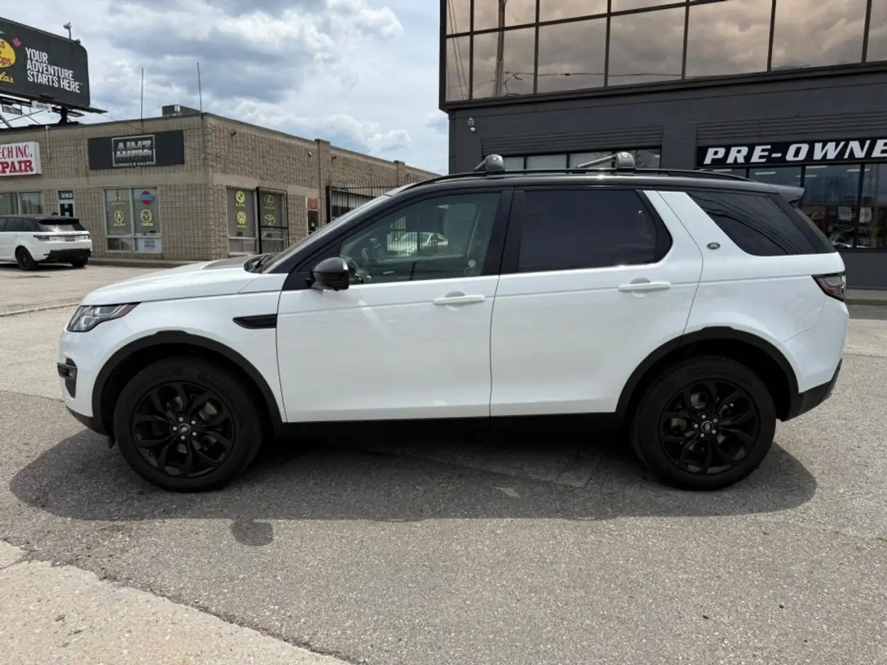 Land Rover Discovery Sport снимка Land Rover Discovery Sport