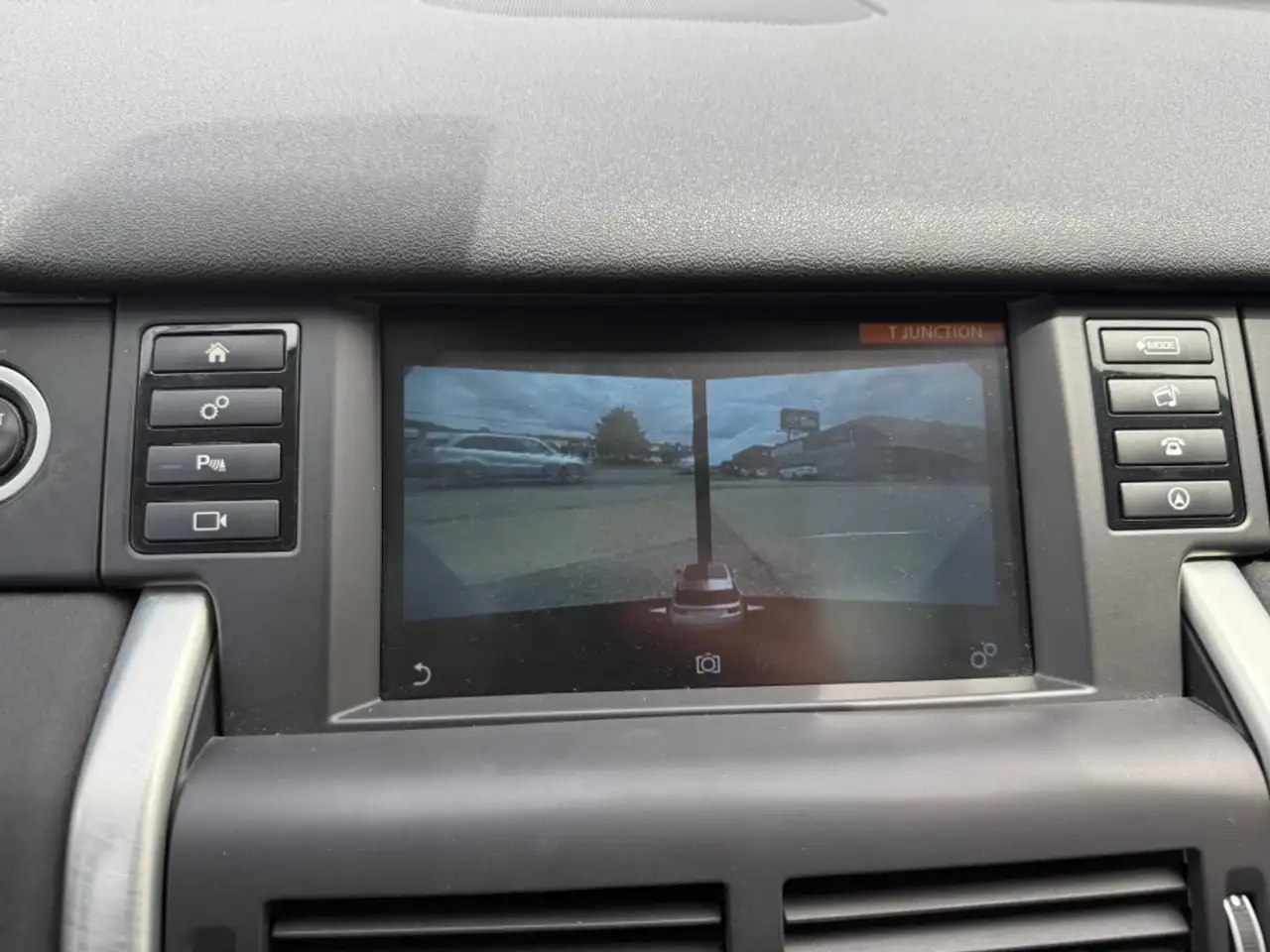 Land Rover Discovery Sport снимка Land Rover Discovery Sport