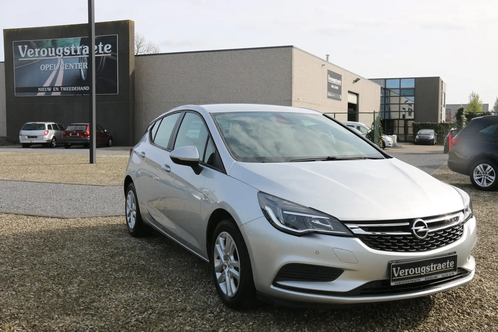 Opel Astra 1.0 Turbo ECOTEC Edition S/S (EU6.2) Airco, Navi.. Argento - 1