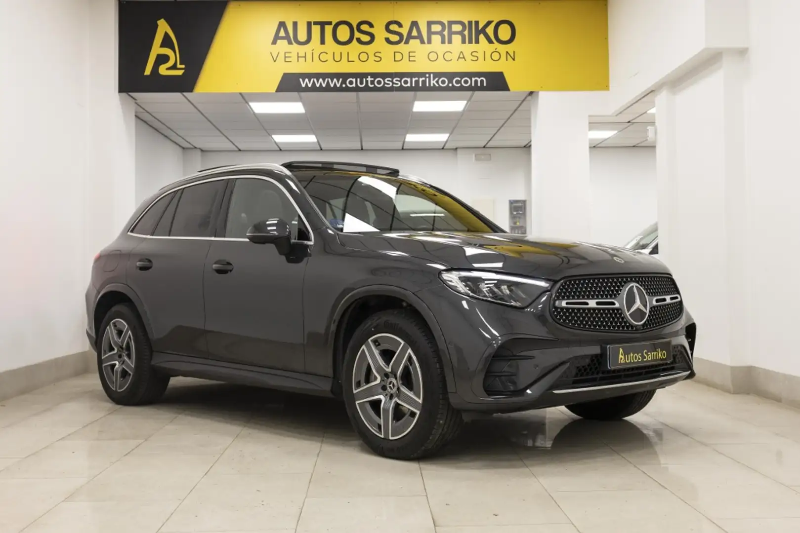 Mercedes-Benz GLC 300 Coupé 300e 4Matic Gris - 1