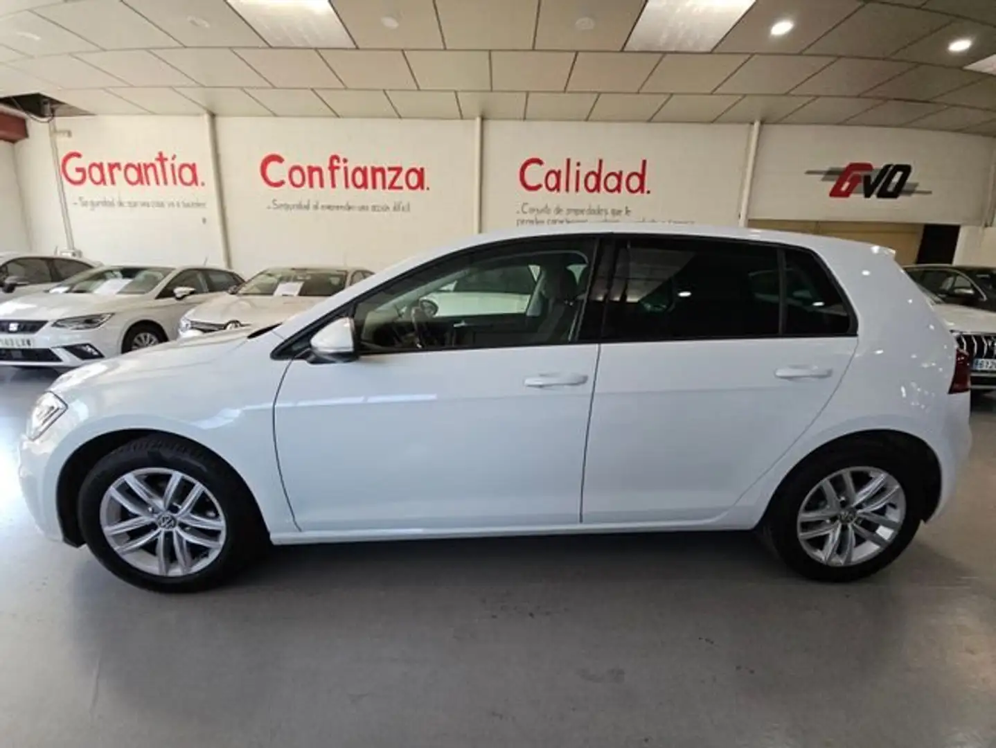 Volkswagen Golf 1.0 TSI Advance 85kW Blanco - 2
