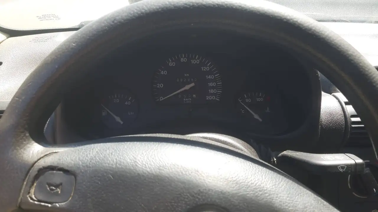 Opel Corsa II 1993 3p 1.0 12v Viva c/airbag 55cv, foto 9