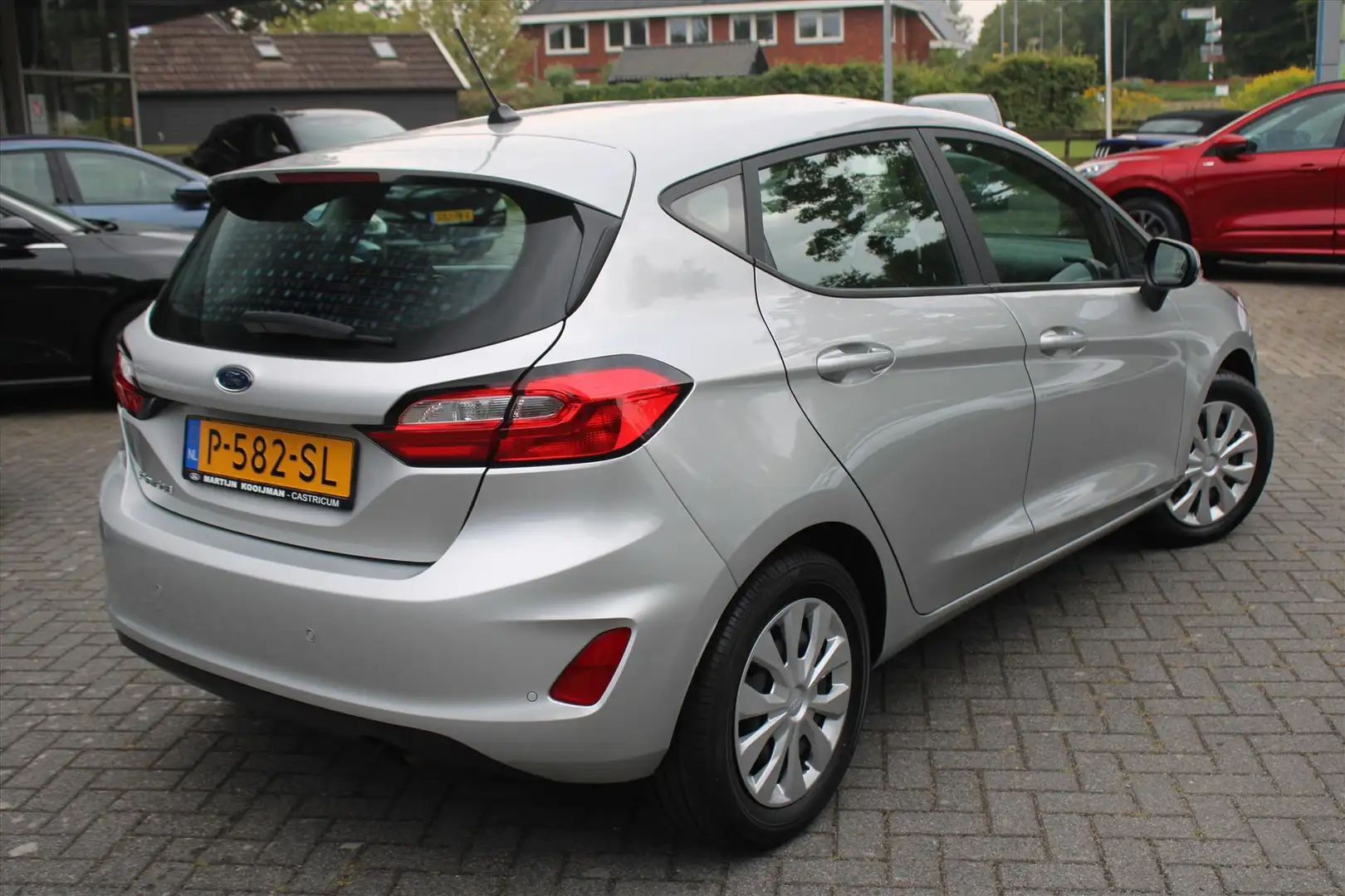 Ford Fiesta 1.0 EcoBoost 100pk 5dr Connected, Winterpack Gris - 2