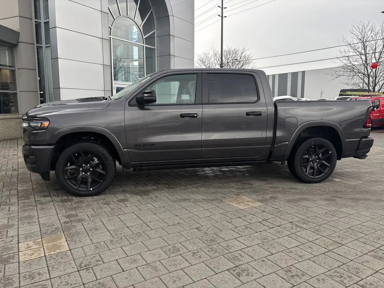 RAM 1500 снимка RAM 1500