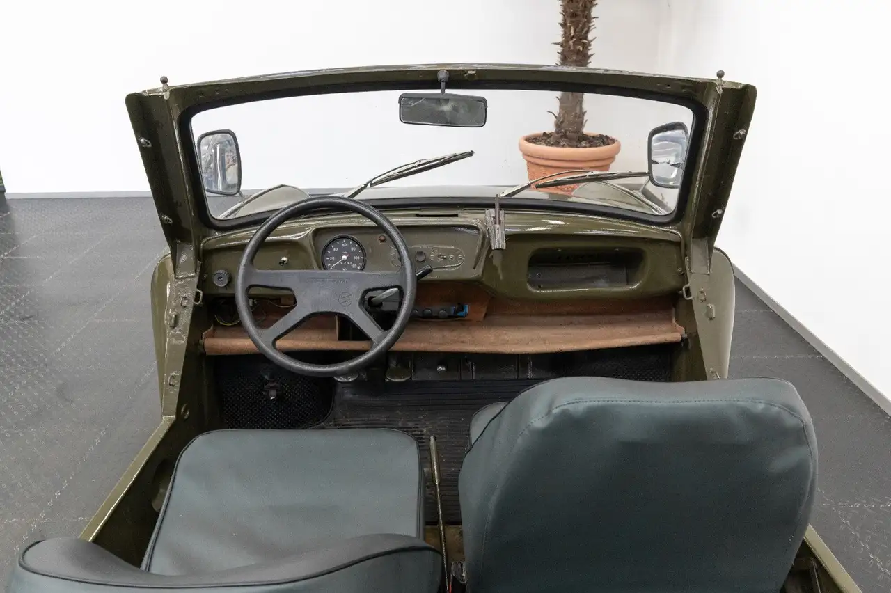 Trabant NVA Kübelwagen / CABRIO / SOFT-TOP, foto 12