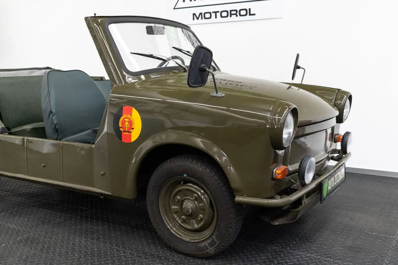 Trabant NVA Kübelwagen / CABRIO / SOFT-TOP, foto 5