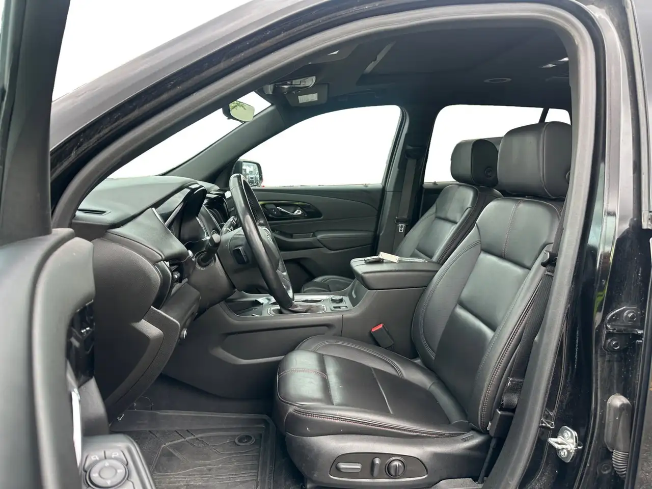 Chevrolet Traverse снимка Chevrolet Traverse