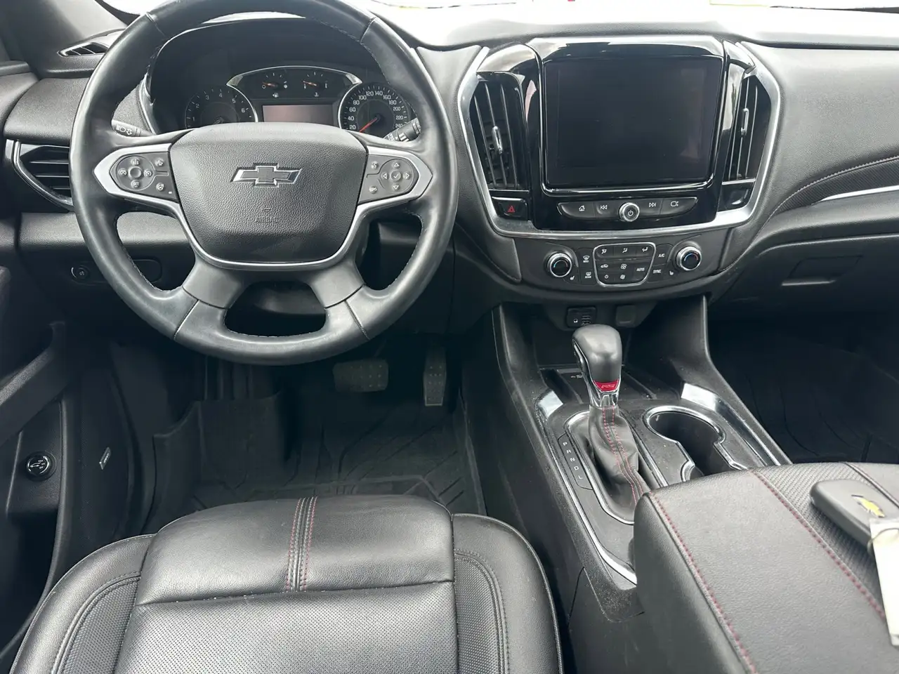 Chevrolet Traverse снимка Chevrolet Traverse