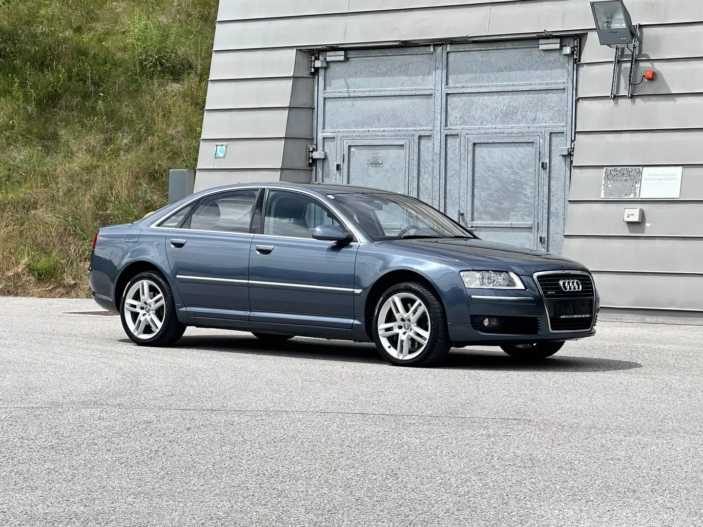 Audi A8 4,2 TDI V8 quattro DPF Tiptronic Blau - 2