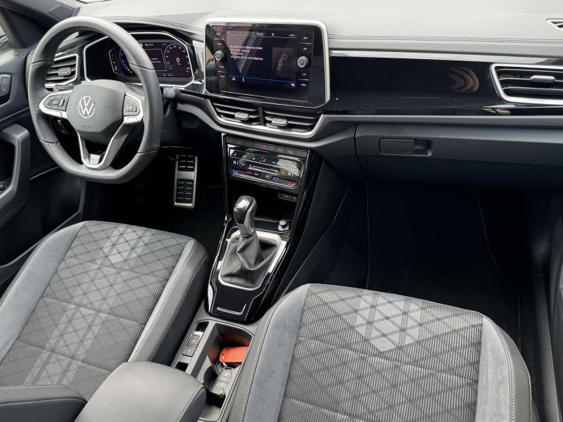 Volkswagen T-Roc R-LINE — photo 15