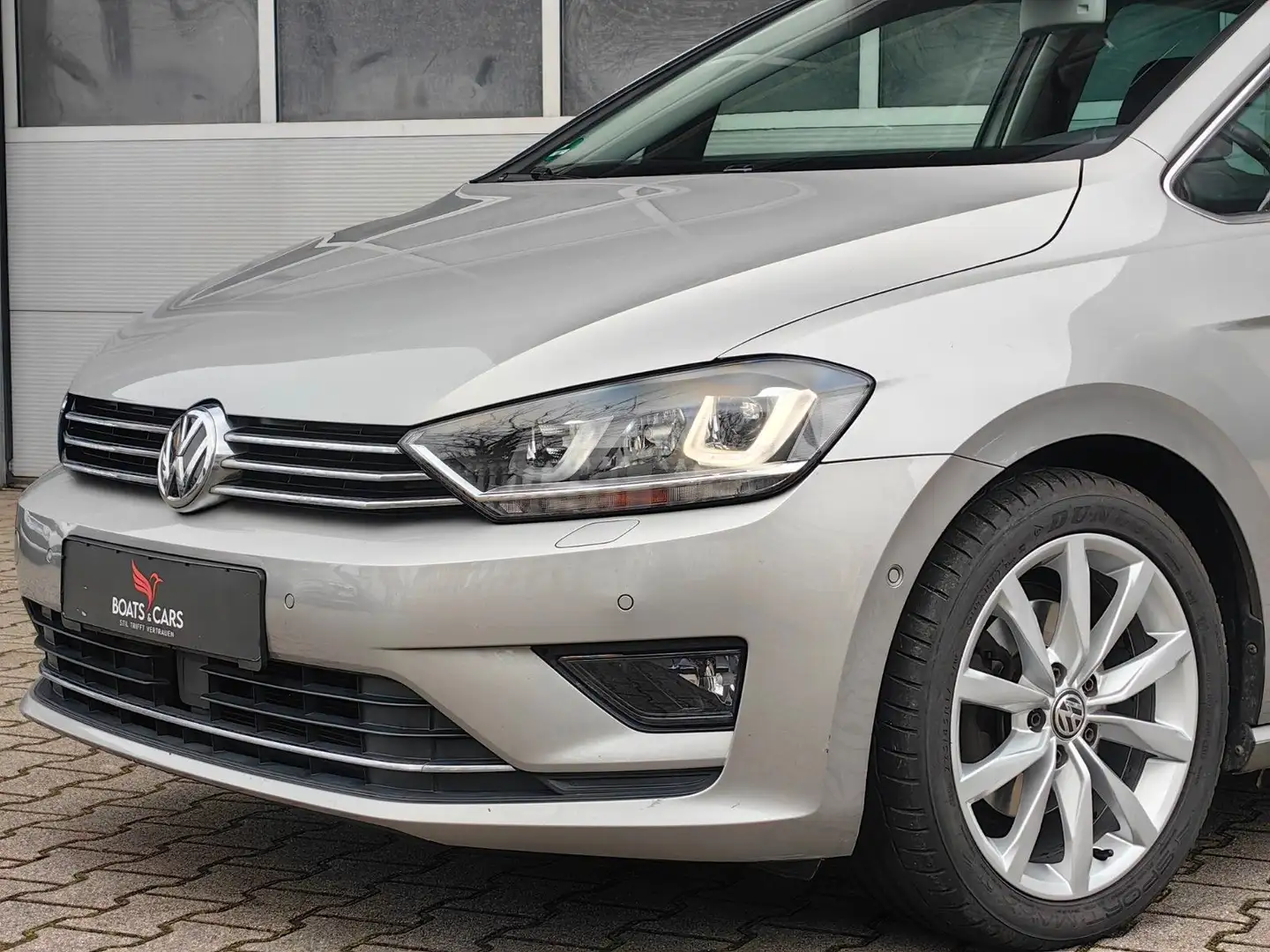 Volkswagen Golf Sportsvan Highline AUTOMATIK PANO|ACC|NAVI Silber - 2