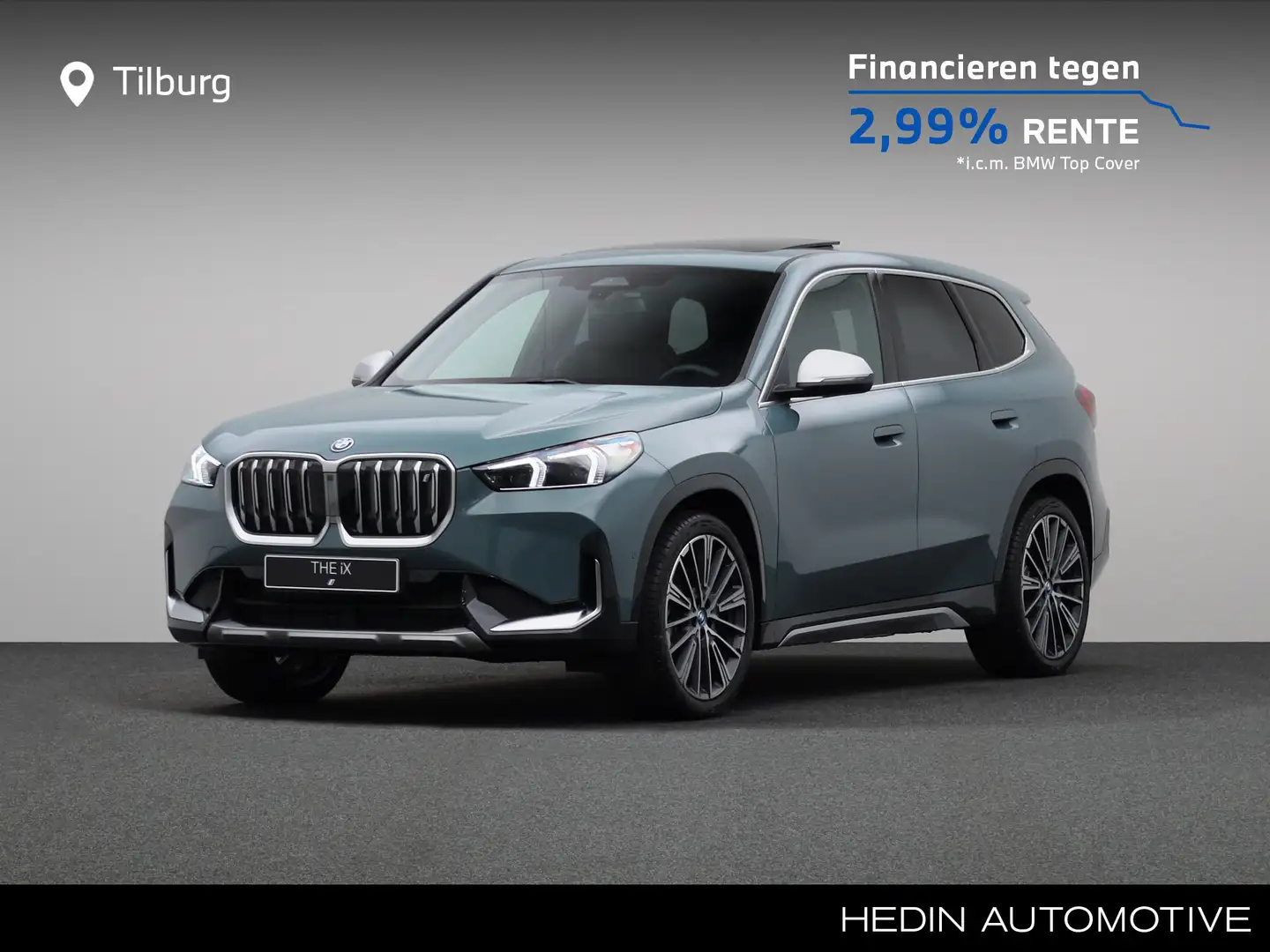 BMW iX1 xDrive30 xLine | Panoramadak | Achteruitrijcamera Groen - 1