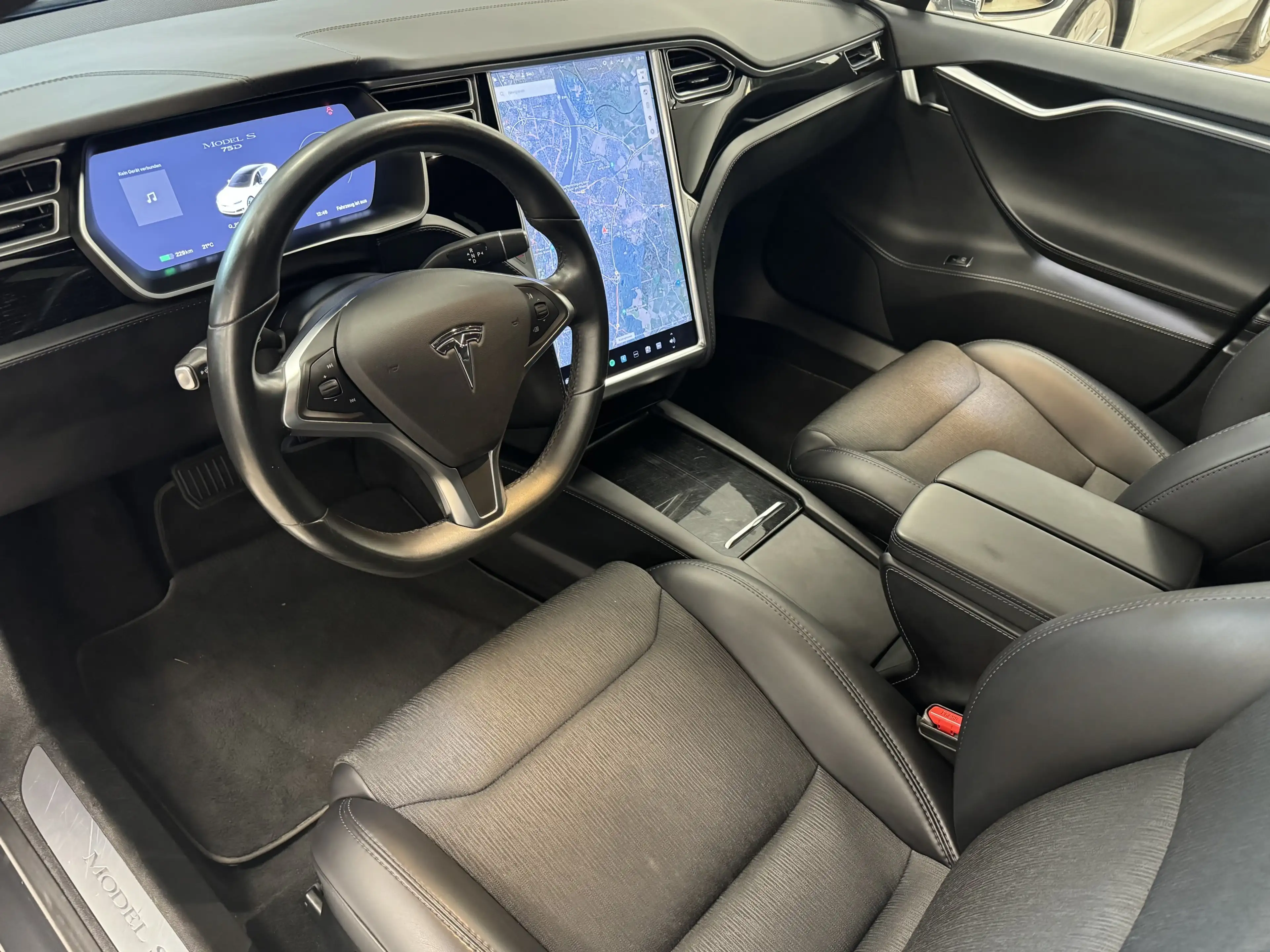 Tesla Model S 75D Komfort Autopilot 3.0 Pano LED ACC — photo 14