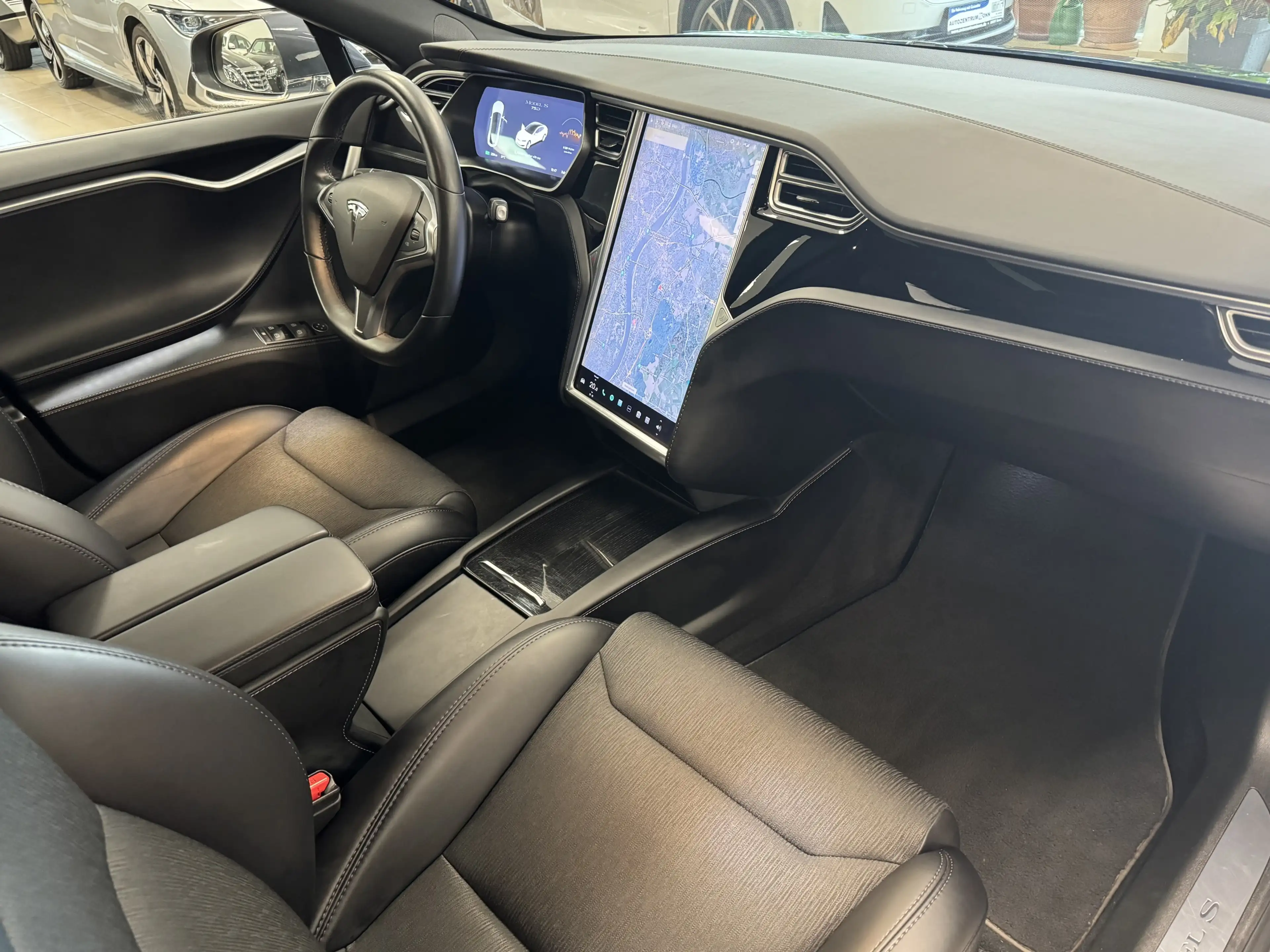 Tesla Model S 75D Komfort Autopilot 3.0 Pano LED ACC — photo 15