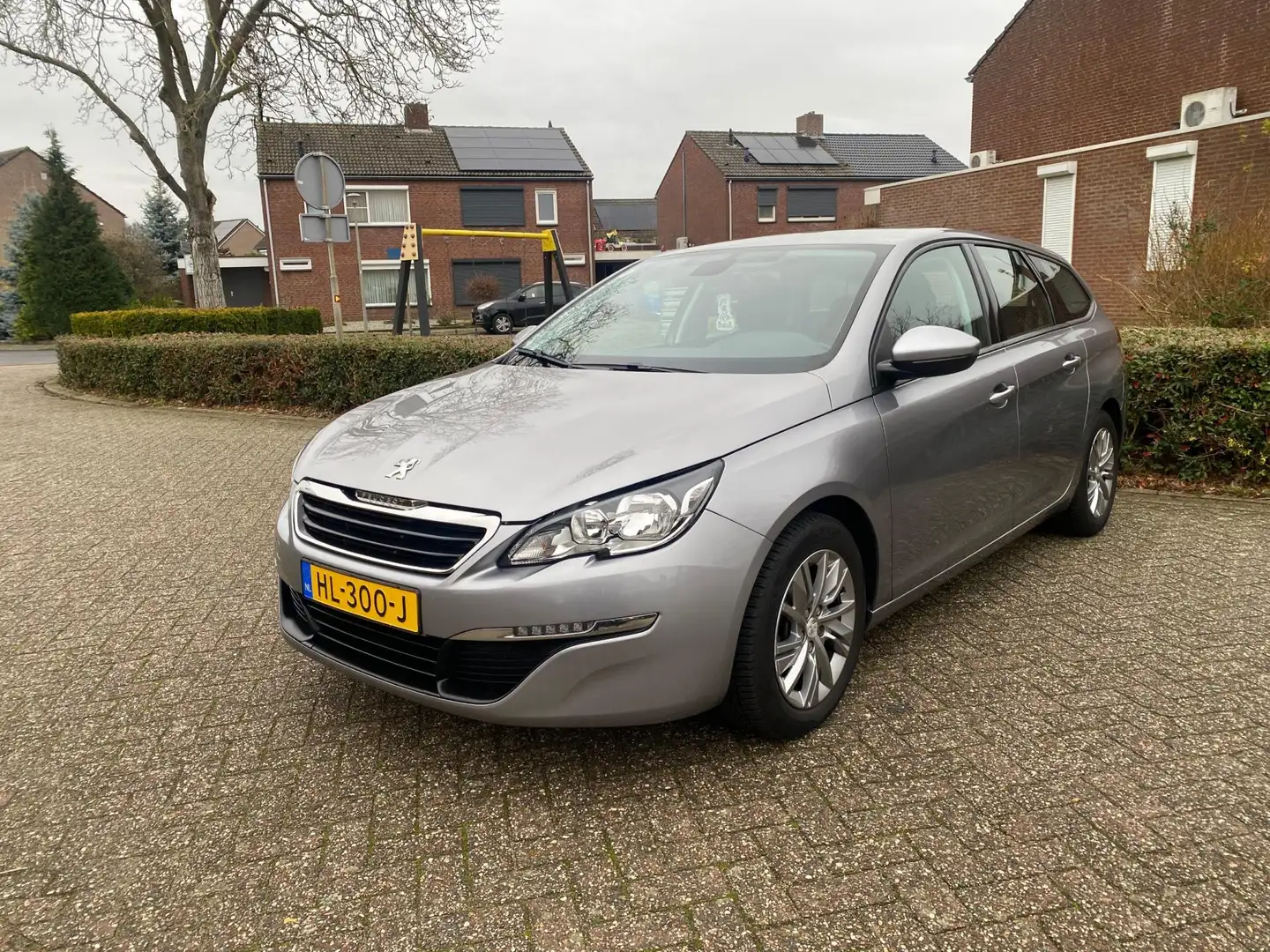Peugeot 308 SW 1.6 BlueHDI Blue Lease Pack Grijs - 1